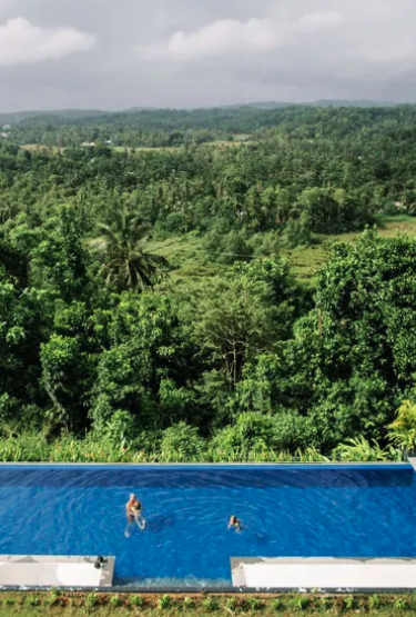 Infinity Pool — 16m with Jungle Views