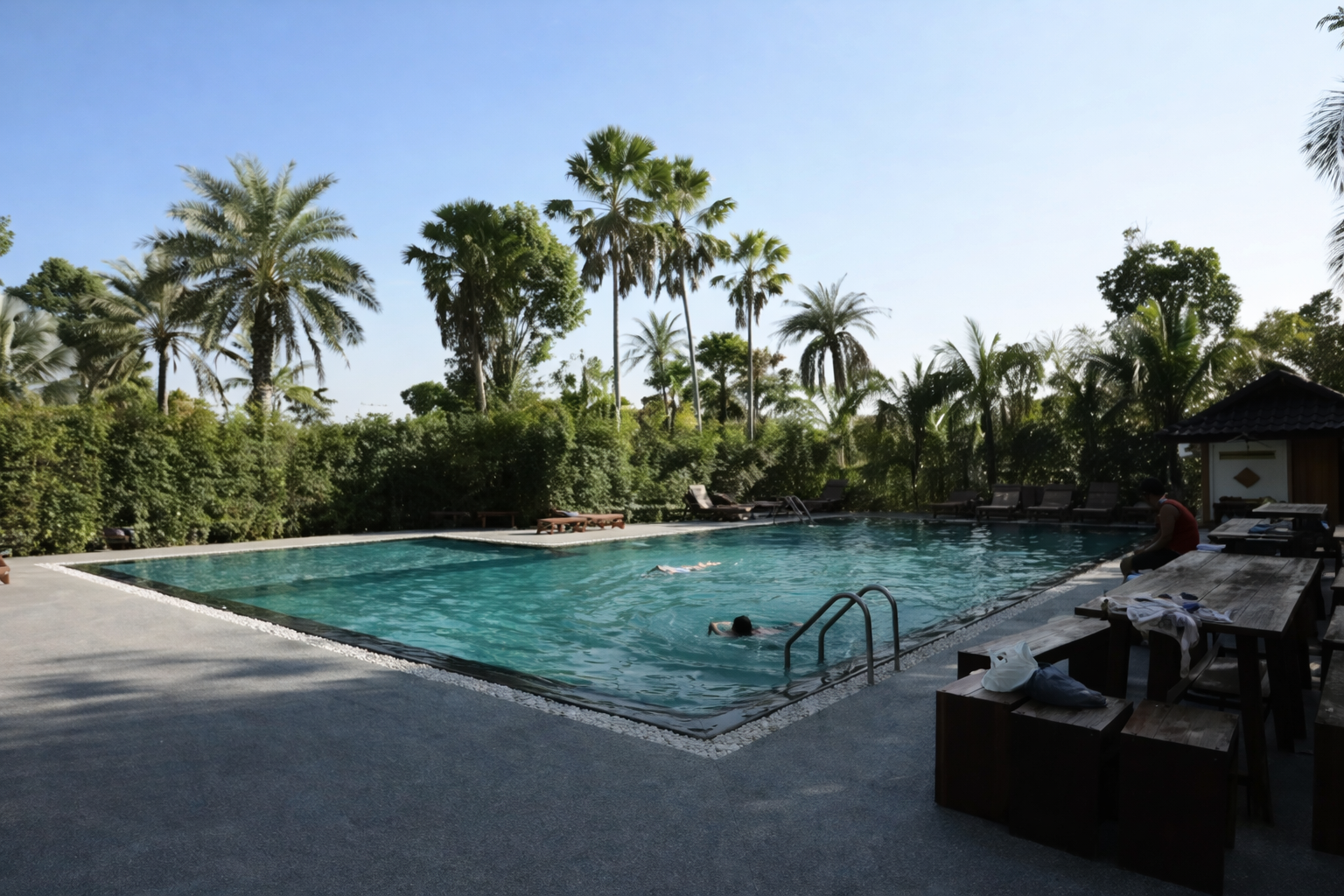 Private En-Suite Room with Pool & Recovery Facilities